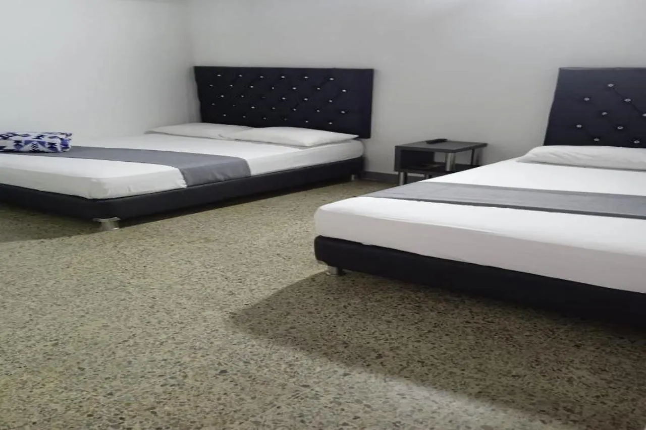***  Hotel Ayenda Urbano 70 1260 Medellin Colombia